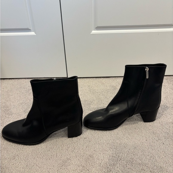 Margaux black ankle leather boots - New Condition